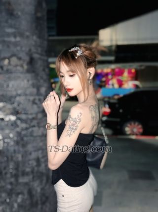 Shemale-Kanya-3832419