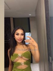 Karina vers Bali Transex Mi chiamo Karina, sono una nuova escort e vivo a Bali. Se hai bisogno dei miei servizi, puoi mandarmi un breve messaggio su WhatsApp. Offro tutti i servizi e durante il sesso è obbligatorio l'uso del preservativo, ma non preoccuparti, faccio sesso orale senza preservativo. Se volete divertirvi con me, fatemelo sapere. Grazie, ci vediamo a letto. Telegramma:@dwy_inces 200$