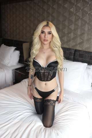 trans girl Kazzie 2283166 trans girl Kazzie 2283166