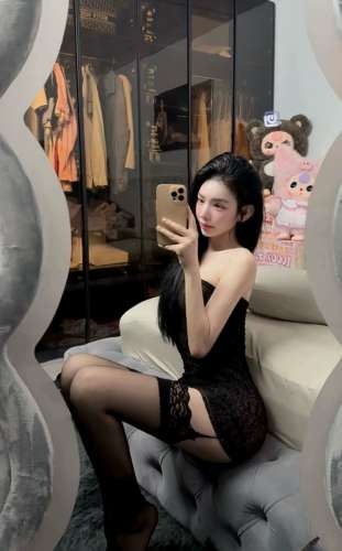 KimVivi 1693043 KimVivi 1693043