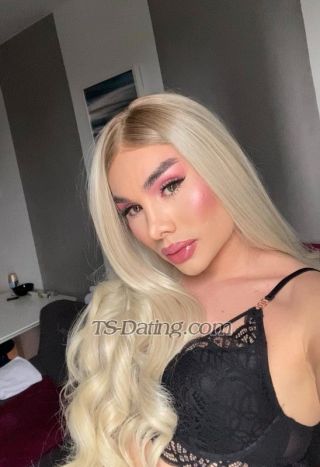 trans girl Kimvalencia 9551190 trans girl Kimvalencia 9551190