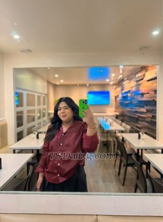 trans girl Kissesfox 0166480