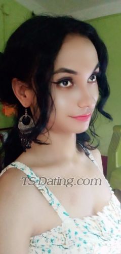 trans girl KitKat 0186506