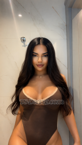 Kylie shemale Baku Transex Ciao a tutti, innanzitutto grazie per aver dedicato del tempo a guardare il mio profilo. Se vuoi vivere momenti caldi. Chiamami o scrivimi. Posso essere in alto o in basso a seconda dei tuoi desideri. Pulito e molto ben curato. Ho una casa e vivo da sola. Ti prometto che il tempo che trascorrerai con me non sarà sprecato. Solo le persone serie ed elitarie possono chiamarmi o scrivere su Whatsapp. Tutte le foto sono mie :)