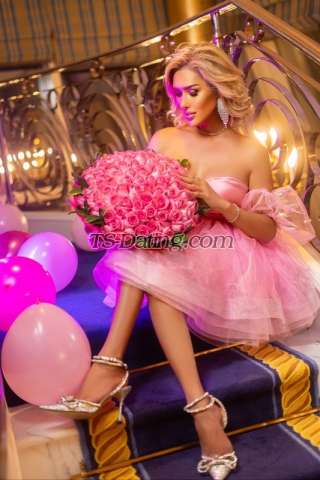 trans girl kiaraleedubai 6246487 trans girl kiaraleedubai 6246487