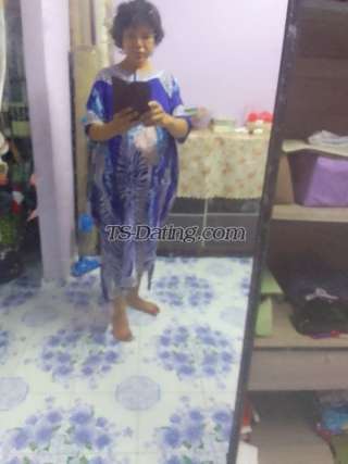 trans girl LADYBOYsally 6831106