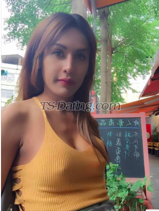 trans girl LBpower 0024195 trans girl LBpower 0024195