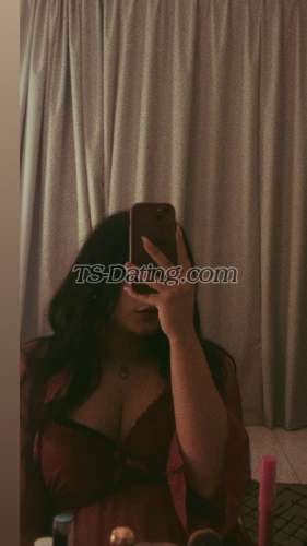 trans girl LadyLayan 9364950