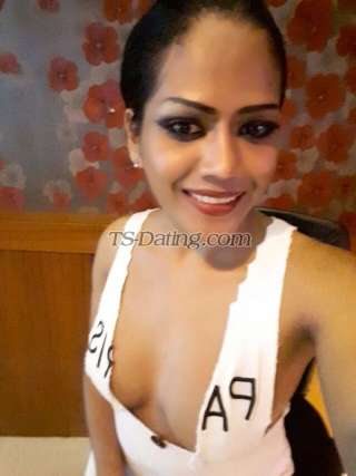 trans girl LadyboyBee 7709905 trans girl LadyboyBee 7709905