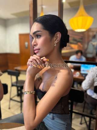 trans girl EvaPorada 2141402 trans girl EvaPorada 2141402