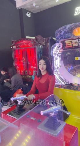 trans girl LanLan 5622408