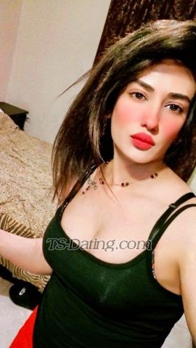 trans girl Lara18 9009572 trans girl Lara18 9009572