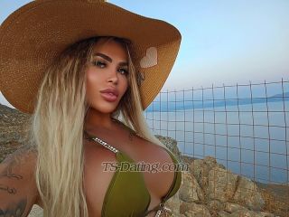 trans girl LaraBelmondo 1077752