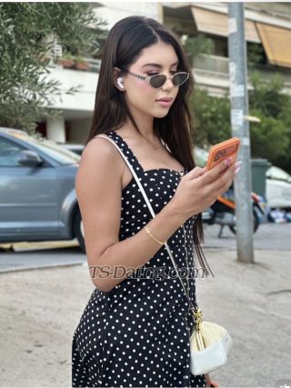 trans girl Larissa342 2353704