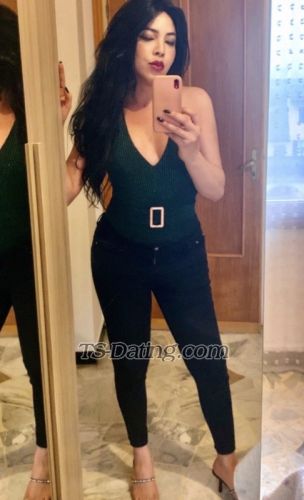 trans girl Lavisantiag 8922381