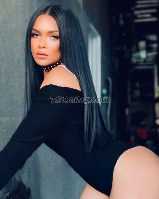 trans girl LeiaLeandrea 7352623 trans girl LeiaLeandrea 7352623