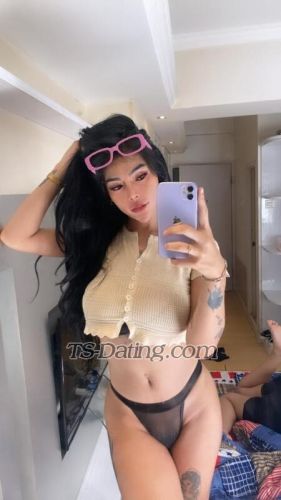 trans girl Leonalim 3109314 trans girl Leonalim 3109314