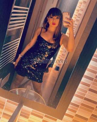 trans girl Leonna 1667446 trans girl Leonna 1667446