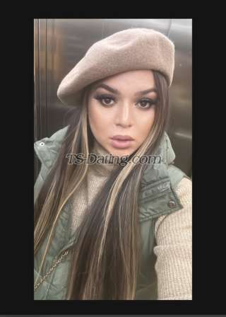 trans girl Leonna 8072429 trans girl Leonna 8072429