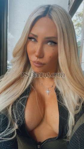 trans girl LexaHarding 6191806 trans girl LexaHarding 6191806