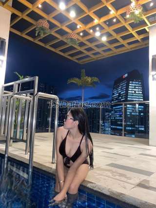 trans girl Lexifigure 2229883