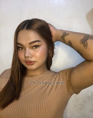 trans girl Lexisantos 0046308