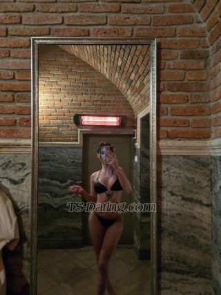 trans girl LikaLikuna 6919274