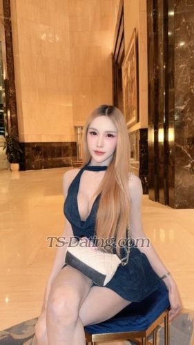 trans girl LillyBloosom 0074118 trans girl LillyBloosom 0074118