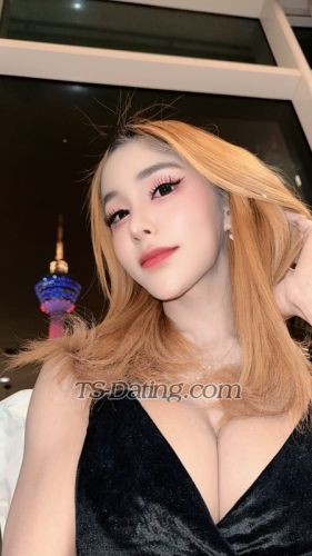 trans girl LillyBloosom 2987599