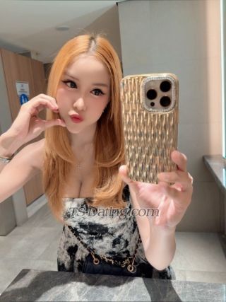 trans girl LillyBloosom 6955969