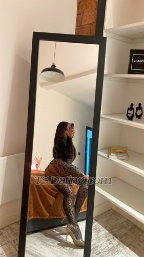 trans girl Lillyoflondon 9993982