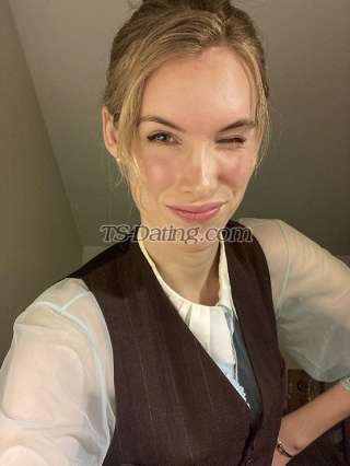 trans girl Lilywhite 0838576 trans girl Lilywhite 0838576