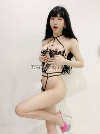 trans girl Linhchi 8636233 trans girl Linhchi 8636233