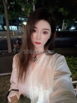 trans girl LisaHan 6211163 trans girl LisaHan 6211163