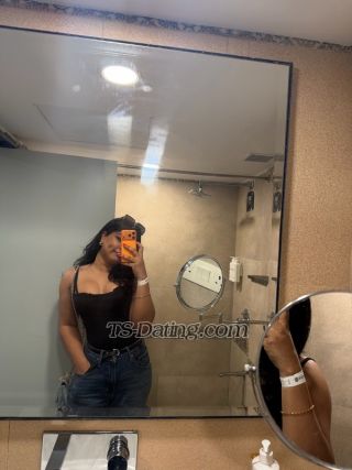 trans girl LizaaRoy 7553882 trans girl LizaaRoy 7553882