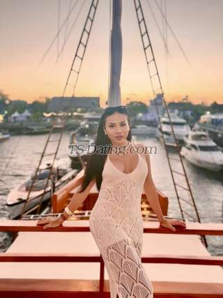 trans girl LolaTsBali 3970513