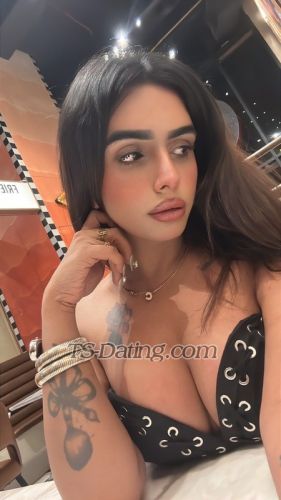 trans girl Lourasandhu 0708608