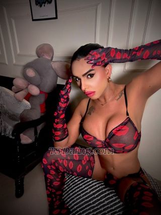 trans girl Lourasandhu 5954752