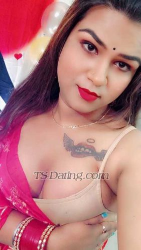 trans girl Lovelyroy 7516532