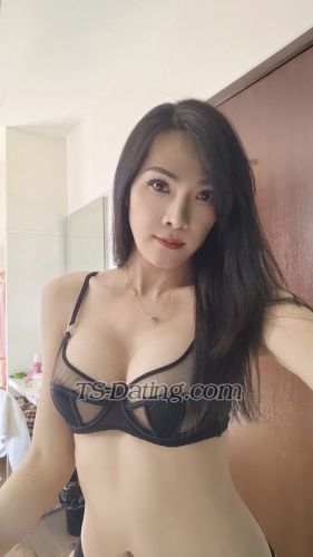 trans girl Lovenana99 4431786