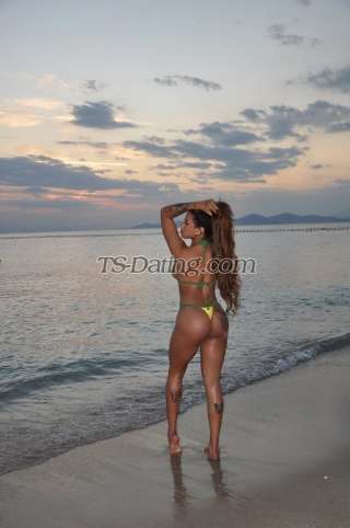 trans girl Vluan90 9337282 trans girl Vluan90 9337282