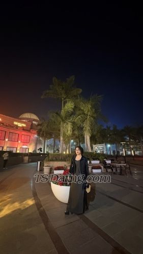 trans girl LucyLee 4284902