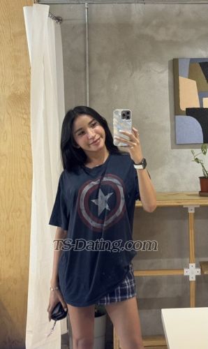 trans girl Lucyyoung22 5885055