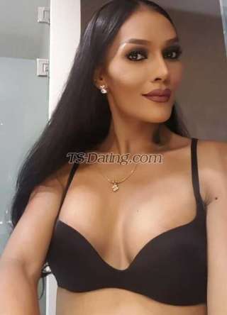 trans girl Luna_Mendoza 8689708 trans girl Luna_Mendoza 8689708