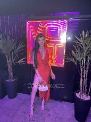 trans girl LunnaAlves 1988741 trans girl LunnaAlves 1988741