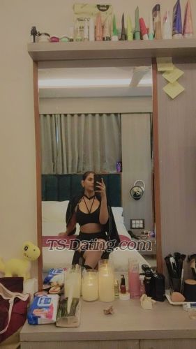 trans girl LustyYashika 6125380