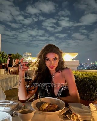 trans girl LuxuryQUEEN 6246788 trans girl LuxuryQUEEN 6246788