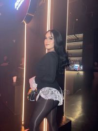 Lydialeclaire Penang Transex 💋 Mein Name ist Lydia LeClaire 💋 Ich bin SAFTIG, dick und tropfe vor Versuchung. Exotisch, wild und sexy mit Kurven, die danach schreien, berührt zu werden. Ich bin verspielt, nuttig und immer bereit, jedes Verlangen zu befriedigen, das Sie verborgen haben. 🔥 Bei mir hast du nicht nur Lust, du wirst süchtig. Süß auf den Lippen, schmutzig zwischen den Laken und unvergesslich, wenn du mich einmal geschmeckt hast. Immer saftig. Immer frech. Immer Lydia. 🔥 Intimität mit einer weiblichen Note 🔥 Willkommen für Anfänger, Neugierige und Bewunderer von Crossdressern. Ein schmutziger kleiner Crossdresser, der es liebt, deine Schlampe zu sein. Ich will deine Hände, deinen Mund und all deine schmutzigen Gedanken über mich. 🔥 Höflich, wenn ich es will, aber verspielt und versaut, wenn du es brauchst! Lydia LeClaire, deine perfekte Mischung aus Eleganz und Sünde. Ich schaffe einen diskreten Raum, in dem Intimität wild wird und Verführung in pures Vergnügen mündet. ✨ Mit mir wirst du genießen… ✨ 💋 Ein wildes, unvergessliches Erlebnis, das so sanft oder so schmutzig sein kann, wie Sie es wünschen. 💋 Spielerischer Spaß für Neugierige, Abenteuerlustige und Wagemutige. 💋 Vielseitige Energie – ich kann die Führung übernehmen oder Ihnen die volle Kontrolle überlassen. 💋 Eine verführerische Atmosphäre mit Dessous, High Heels und dem perfekten Körper zum Erkunden. 💋 Der Nervenkitzel wahr gewordener Fantasien – von intimer GFE bis hin zu frechen Rollenspielen. 💋 Diskret, echt und immer auf Ihre Zufriedenheit ausgerichtet. Instagram: Lydialeclaire_