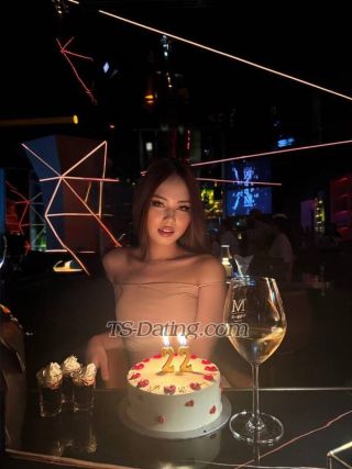 trans girl LynnLynn 9206343