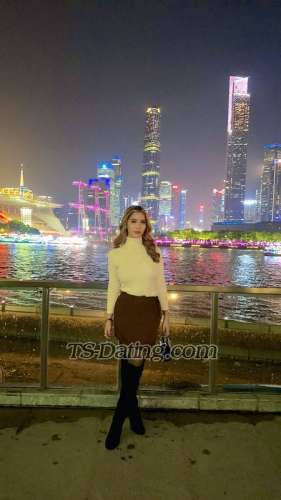 trans girl lauraamanda 8421171